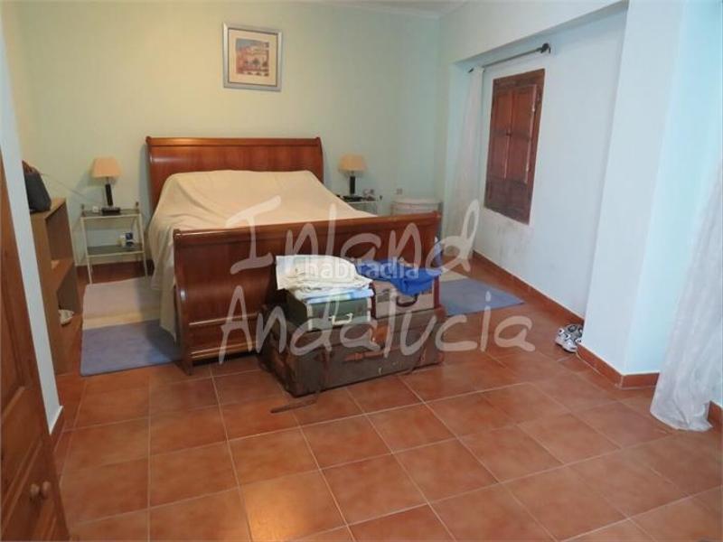 Foto 16cadcf5-f4a1-491d-93a9-c143d9d46c47. Casa adosada en Alcaudete