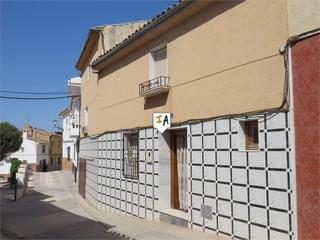 Casa adossada a Alcaudete