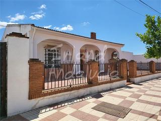 Chalet en Fuente de Piedra