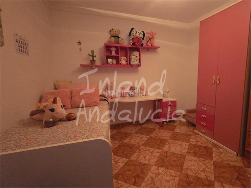 Foto f6e4163a-ca4f-49da-a72b-eb523bb7f154. Casa a schiera in Viñuela