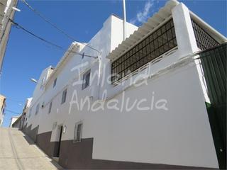 Casa adossada a Alcaudete