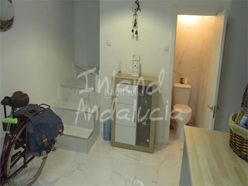 Foto a947d083-e93b-441a-8975-f378db988680. Casa adosada en Martos