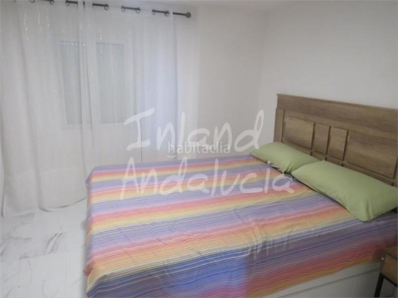 Foto d9466d13-6f1f-44c6-9518-b5b95cd30fd6. Casa adosada en Martos