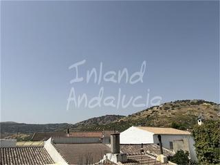 Casa adossada a Luque
