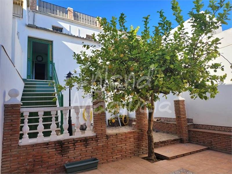 Foto e1d9520d-7913-4176-b381-04078c599896. Casa adosada en Alameda