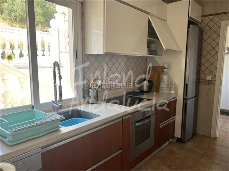 Foto ada5f800-a2fd-4ee0-89df-1523a2e9c17d. Casa en Moclín