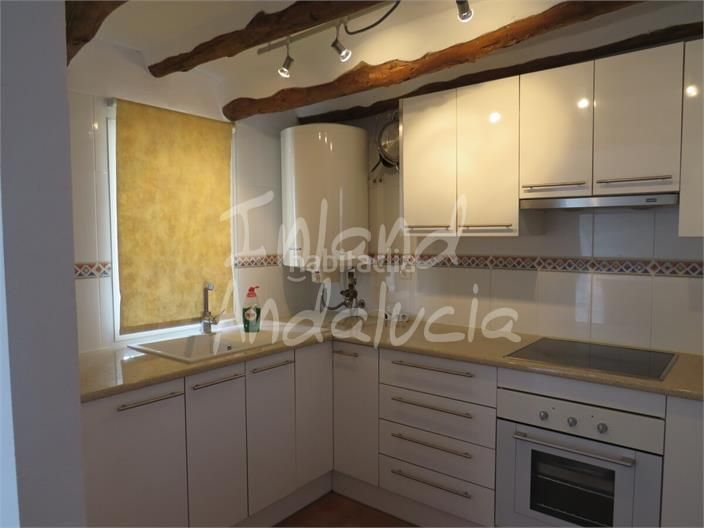 Foto 5a615782-8edc-408c-b15a-12df4ac8e841. Casa adossada amb aparcament a Alcaudete