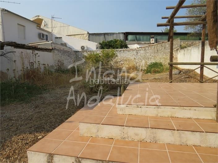 Foto e7662594-ef63-4c3c-b7db-e6781f13e984. Casa adossada amb aparcament a Alcaudete