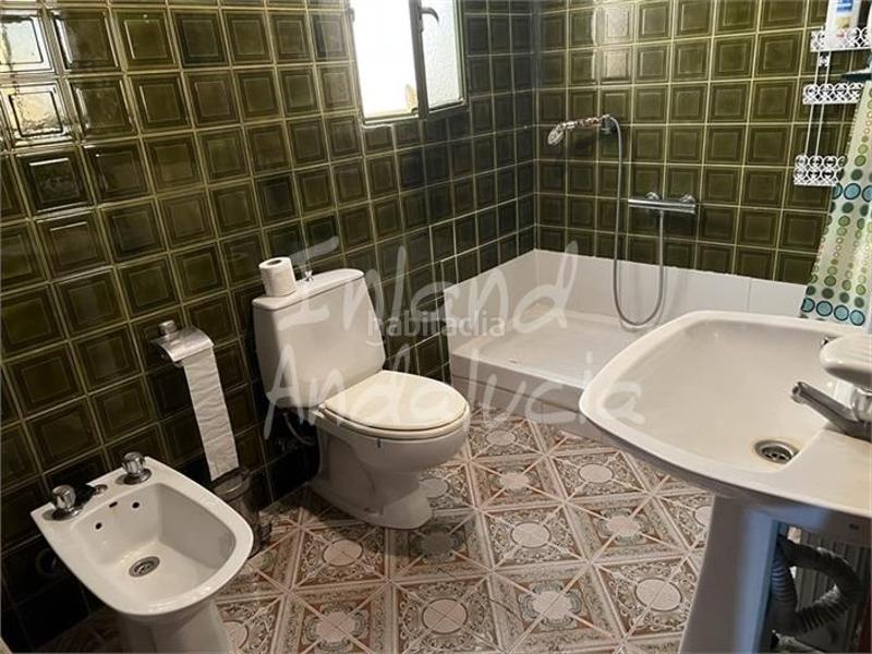 Foto 6d43b9cb-ad7d-4e6e-877c-44e54c6f05f5. Casa adosada en Alcalá la Real