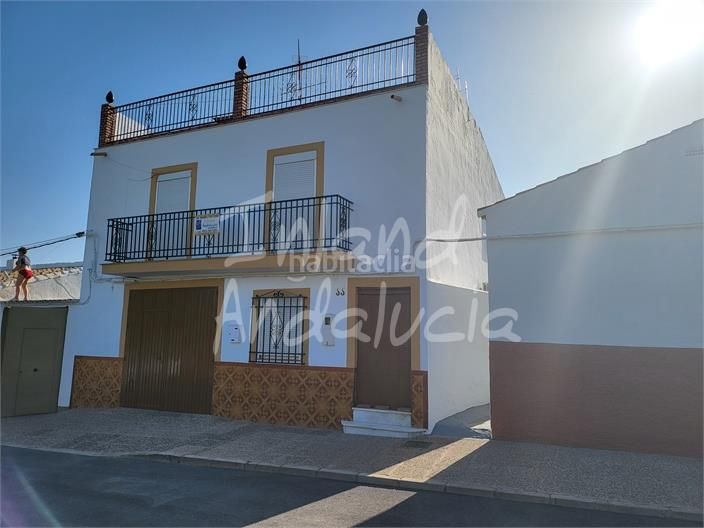Foto abc0d72b-9ed0-4587-91e6-7a21687a7537. Casa adosada en Zona de la Vega Antequera