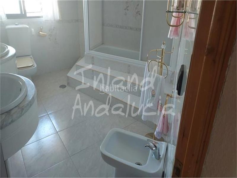 Foto 6648fb94-4d48-4571-acbc-4d359dd96312. Casa adossada a Fuente - Tójar