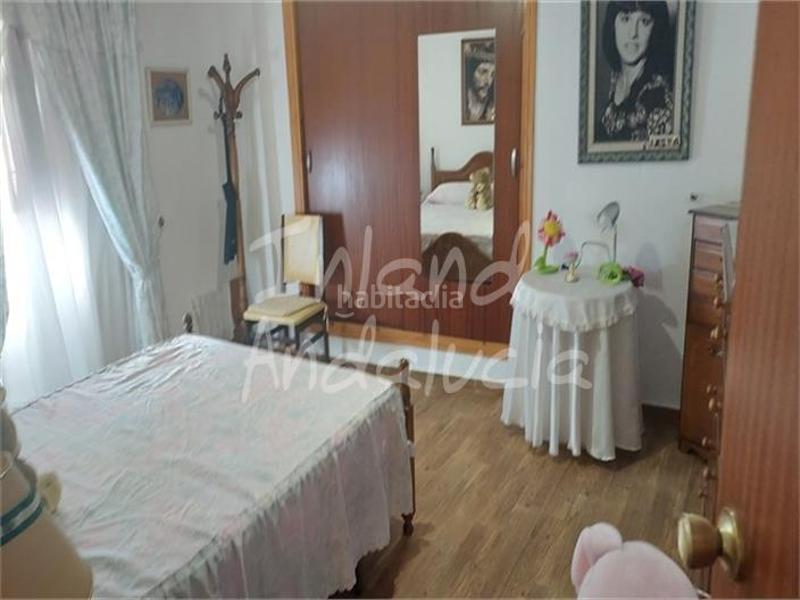 Foto dd932dbe-8b3c-40ff-bd96-707ce950f311. Casa adossada a Fuente - Tójar