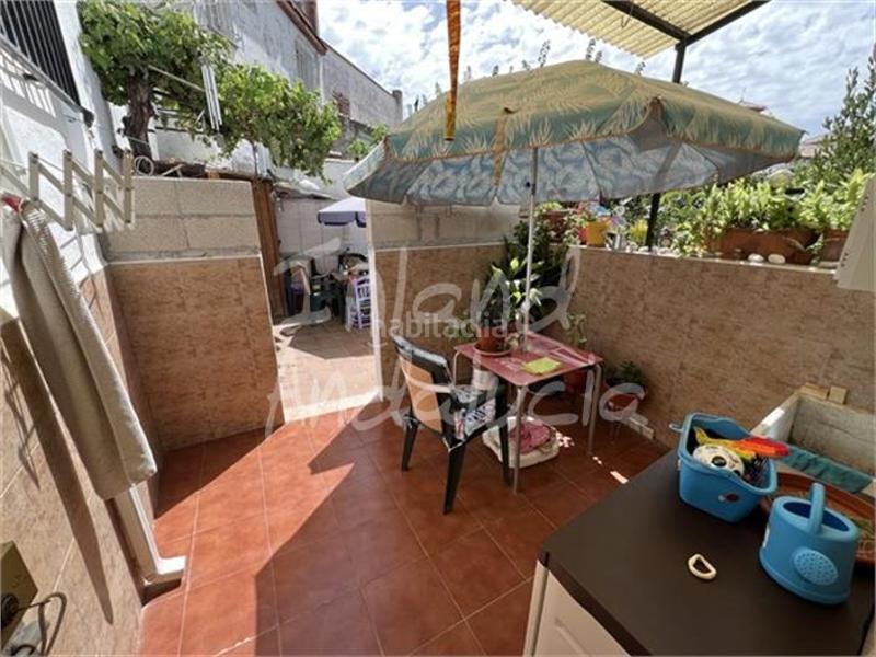 Foto 4ac99263-3df0-4b0a-83c8-ff0ce1703b1d. Casa adossada amb aparcament piscina a Moclín