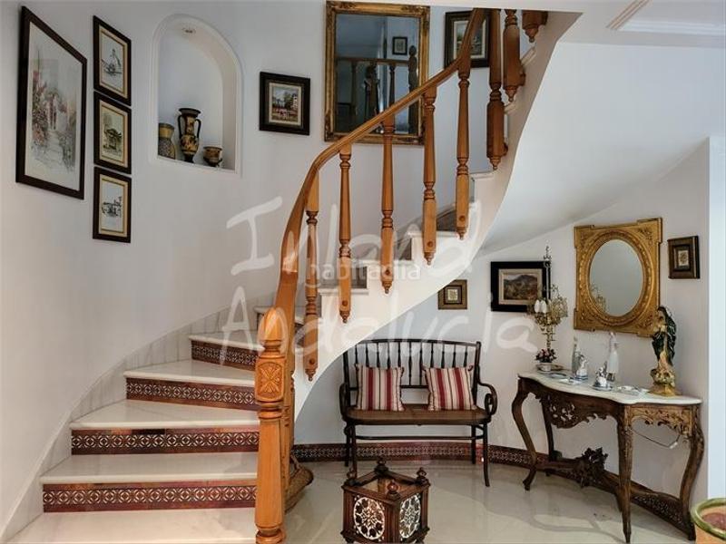 Foto 591342b2-c548-42b0-bab9-dcf2c98eb5b1. Casa adosada en Encinas Reales