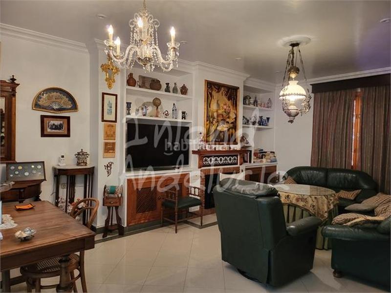 Foto e46851f5-c48b-4525-acb7-ec29cb5832a9. Semi detached house with parking in Encinas Reales