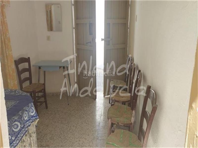 Foto 3ed34a38-56e1-4670-a673-237f8d8f47db. Casa adossada amb aparcament a Fuente - Tójar