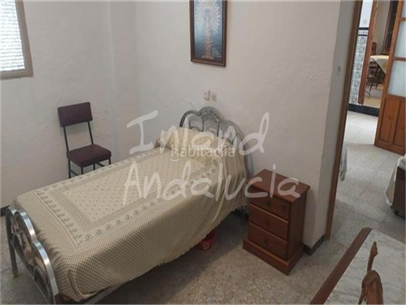 Foto 9433d14e-799a-465b-99a9-673dc6735b4c. Casa adossada amb aparcament a Fuente - Tójar