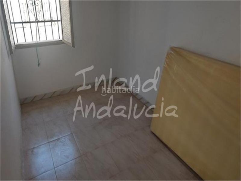 Foto 94c7078b-58d5-4bcd-bdd2-f91b2f319998. Casa adossada amb aparcament a Fuente - Tójar