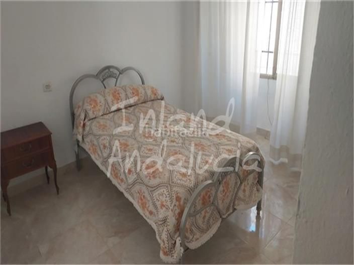 Foto 425f8462-9e58-4d02-ab2c-652001b2ddef. Semi detached house with parking in Fuente - Tójar
