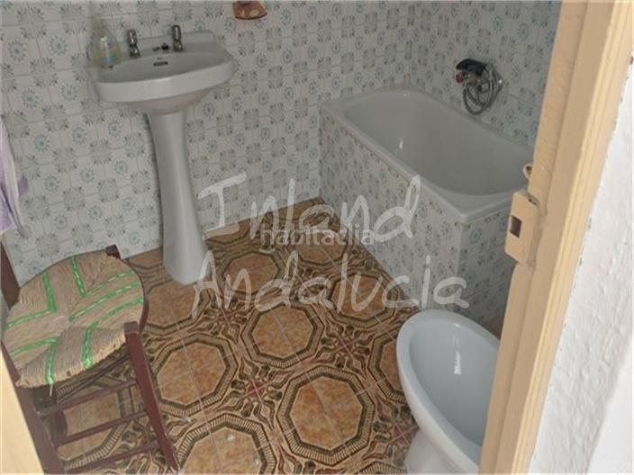 Foto a41a99b9-4d6d-4f6d-a6cf-0463ea4106f5. Semi detached house with parking in Fuente - Tójar