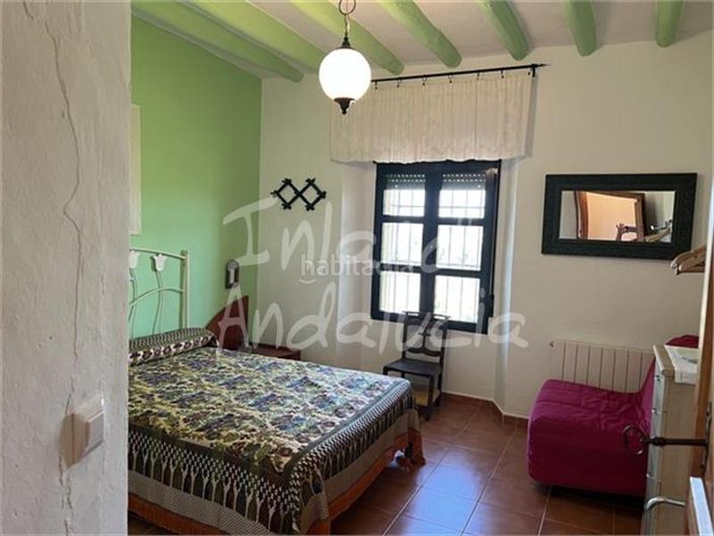 Foto b4795919-6435-43cf-a898-30fce45ccd61. Casale con piscina in Cabra