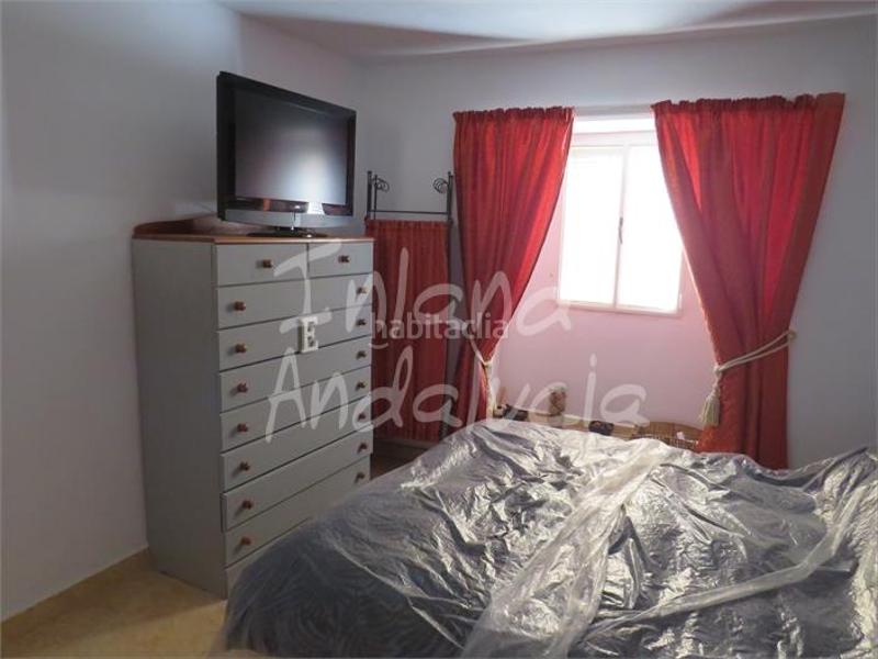 Foto 74d324e0-8fda-40dc-9c59-72abe4693920. Maison jumelée avec parking dans Alcaudete