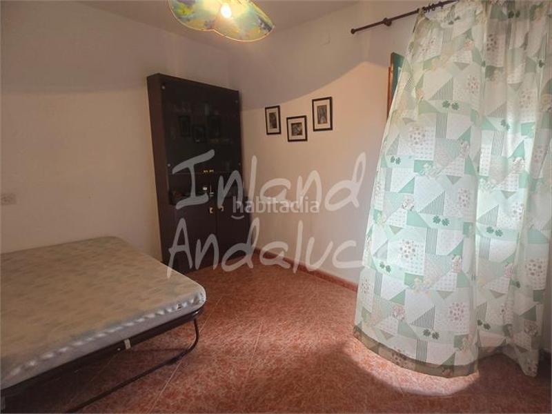 Foto 0e1e07de-f66f-4061-85d3-eaee76c90071. Maison jumelée dans Alfarnate