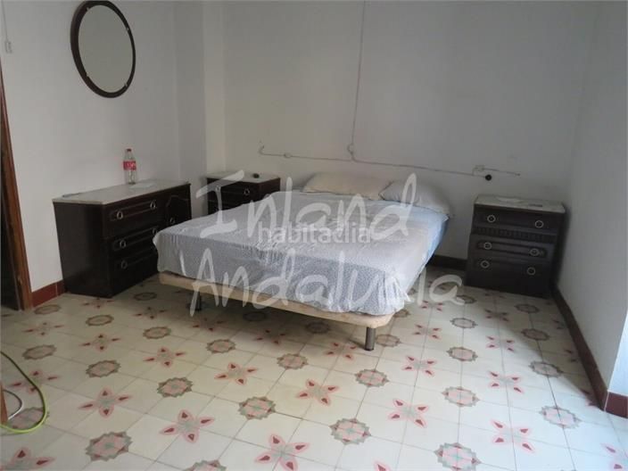 Foto 0a186c9b-e260-4630-9f70-8ff445ef2d13. Maison jumelée dans Martos