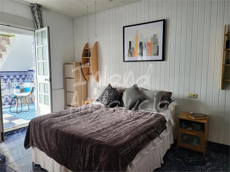 Foto e077971f-fbef-4be9-a10b-384b4277d4a6. Casa adosada en Villanueva de Algaidas