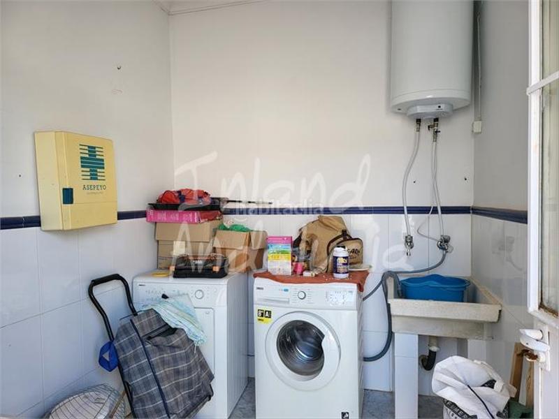 Foto b1936d97-6ffc-4c65-b1dc-110e1526b5b9. Casa adossada amb aparcament a Aguadulce