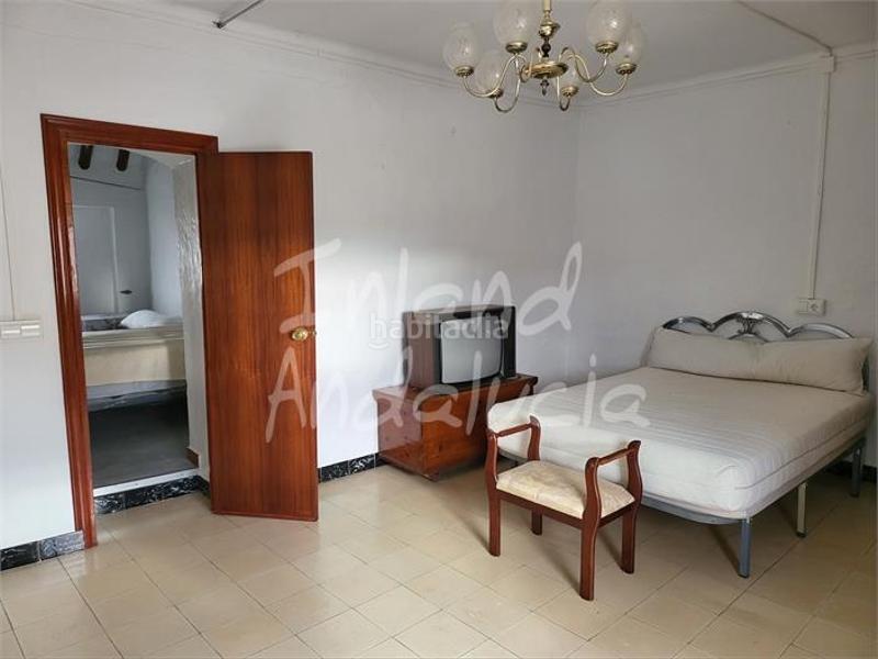 Foto f422a7e3-2f30-462d-80f7-85f03f87b735. Casa adossada a Mollina