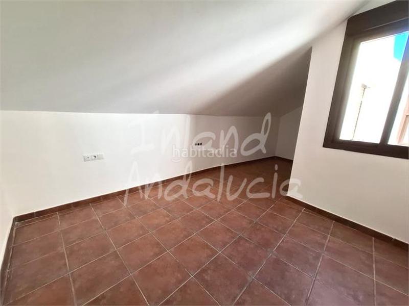 Foto c01983bc-4e22-4a97-a078-ca0f66f5a9e5. Piccolo appartamento con piscina in Alcaucín