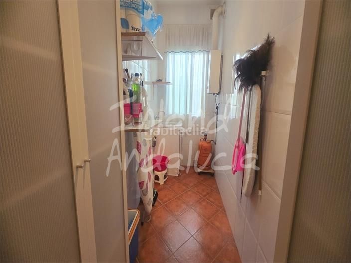 Foto 46ee5473-fec1-4872-92f1-3c3a1ca0eb3e. Chalet with parking in Alcaucín