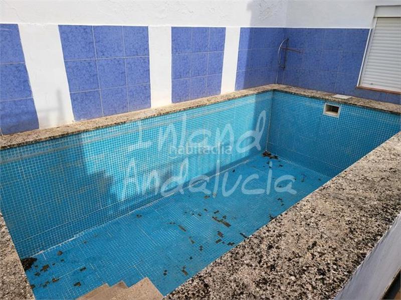 Foto 53328c51-d46e-4b1a-aec5-973349358cb9. Casa adossada amb aparcament piscina a Villanueva de Algaidas