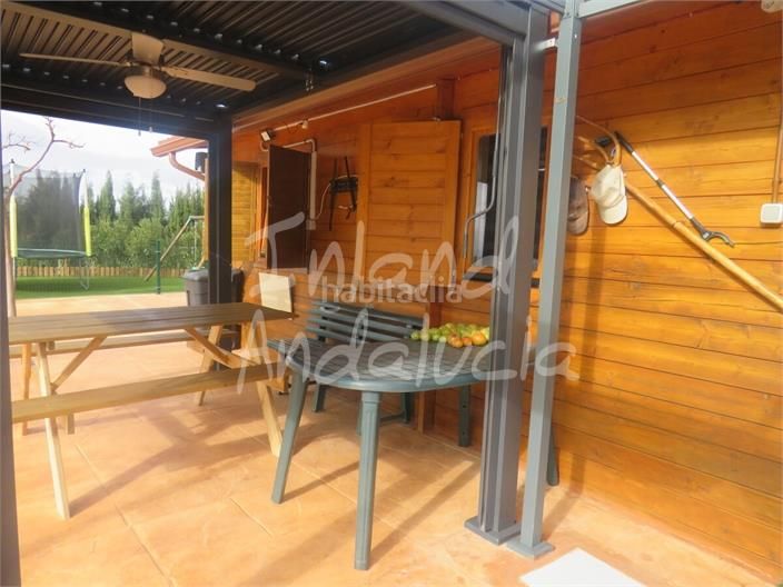 Foto 23336ddc-9b13-4cc3-9e77-bab884293695. Chalet en Martos