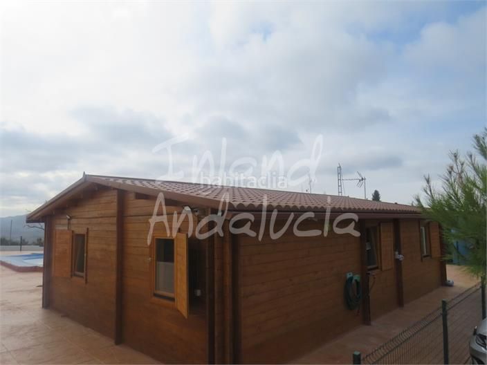 Foto 2a5c4b6a-8e26-4dff-99a7-a8cbdbb43b5e. Chalet en Martos