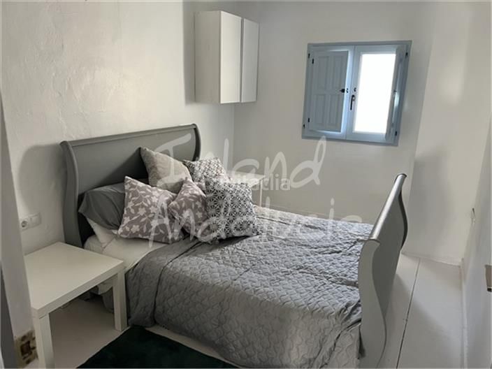 Foto 1c922bbb-3584-4d7c-9a85-e9edd3280ff5. Casa adosada en Moclín