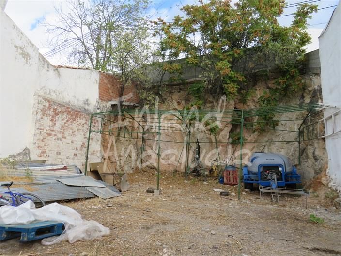 Foto 792a1ba1-e458-4cc6-8b4e-e55c05185666. Terreny residencial a Alcaudete