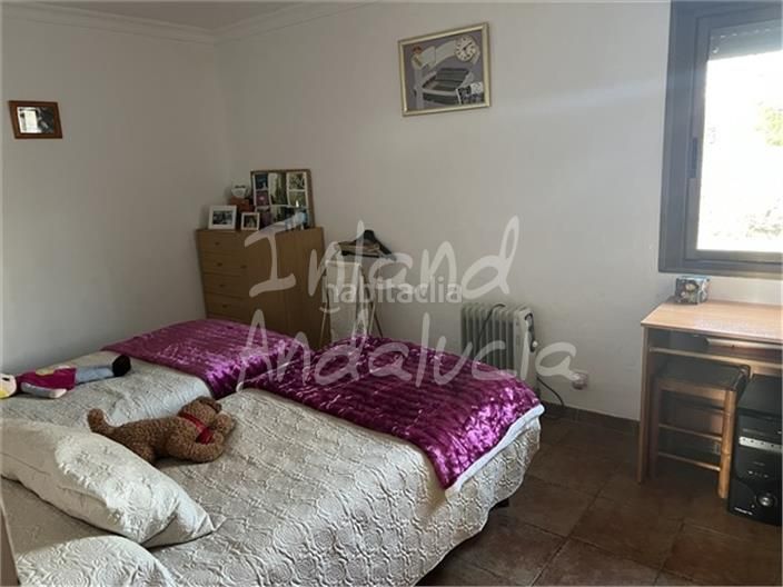 Foto c06865c3-8c5d-4e80-9b93-8eff6ba76d13. Chalet en Alcalá la Real