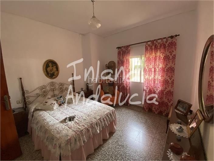 Foto b61b33b2-45df-4ca9-bc5a-586d85c51385. Local comercial a Montefrío