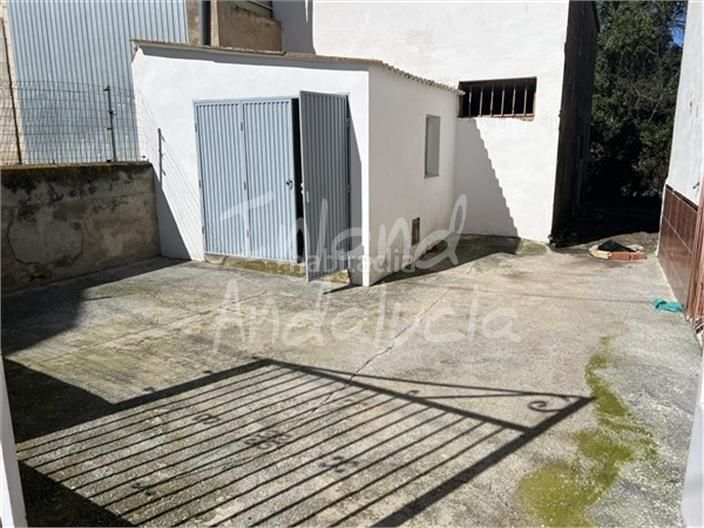 Foto 85ac7e59-2705-4692-8037-2b336a6fec50. Casa adossada a Alcalá la Real