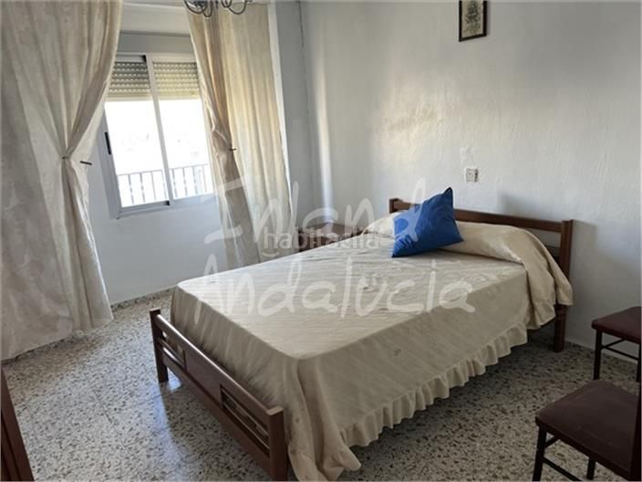 Foto c4ccbef3-4c37-4b3c-b9fb-0f23d7ad507e. Casa adossada a Alcalá la Real