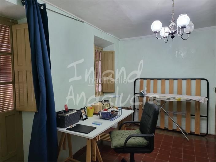 Foto c15c6f12-ceb8-4e3a-bf3c-c5f230c20ca2. Casa adossada a Roda de Andalucía (La)