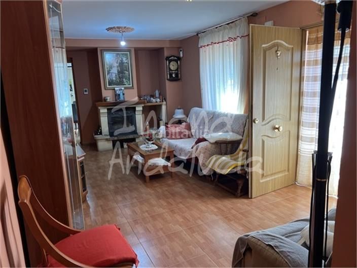 Foto a5935000-5d06-4124-8526-0b1fc88d9cc4. Maison jumelée dans Moclín