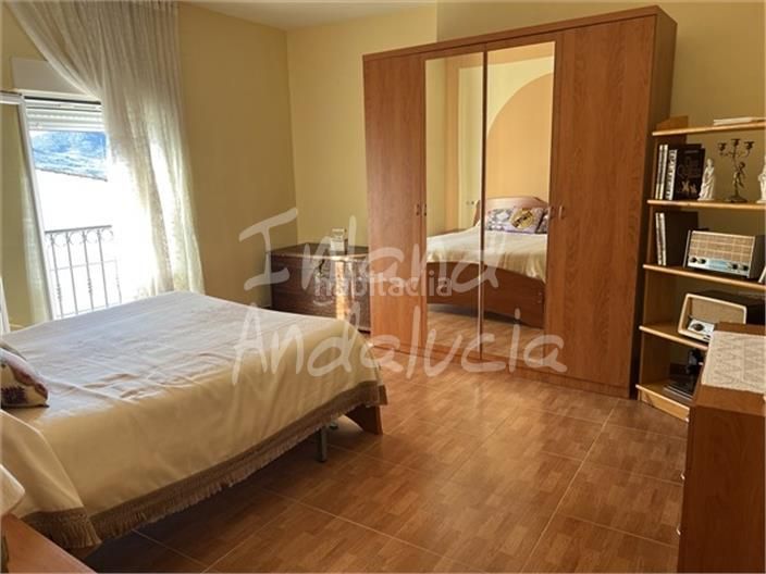 Foto c8ad54ea-43e4-4ad4-b330-b01b0faca5c2. Maison jumelée dans Moclín