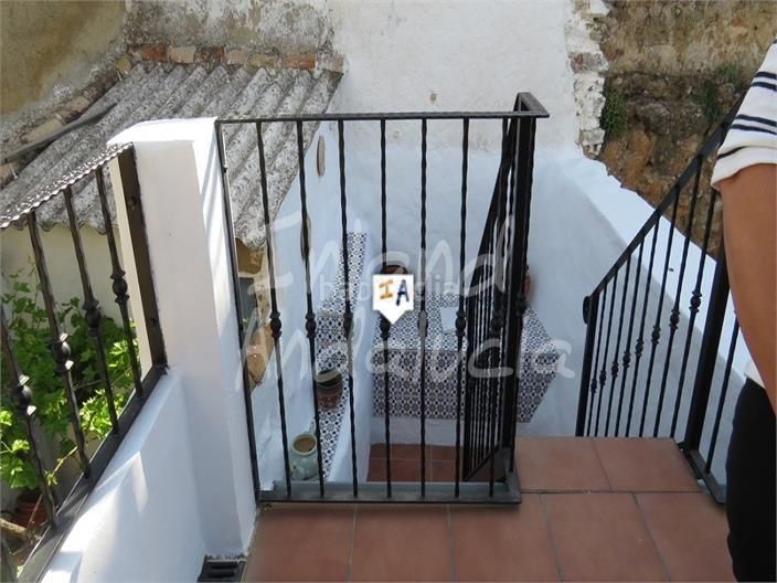 Foto 5f4141c8-9493-44f9-9a75-cf34ad31e590. Casa adossada a Martos