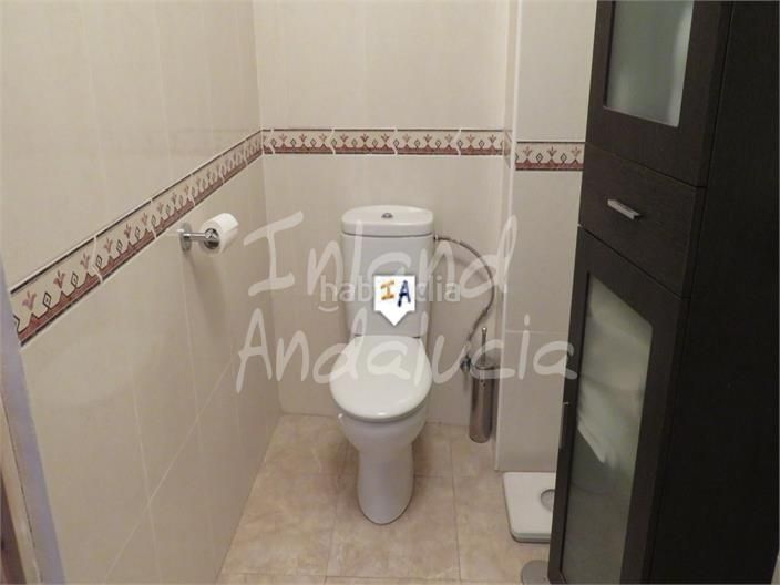 Foto 65d7b68a-e5e9-46bf-bb5b-583e645400d7. Casa adossada a Martos