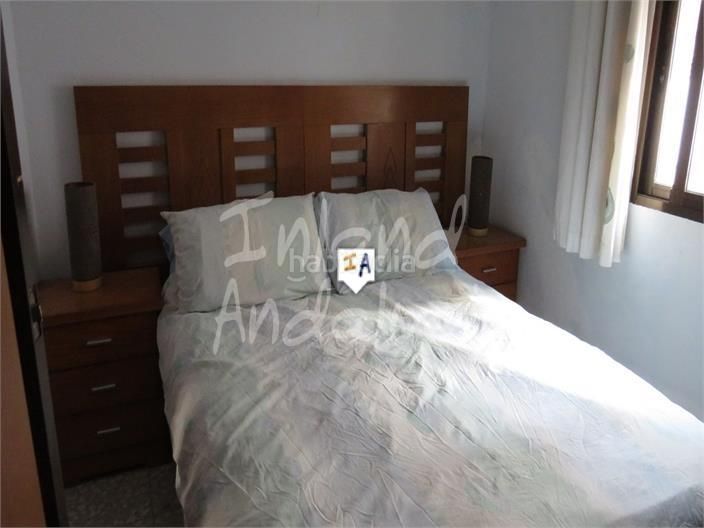 Foto 832a2dd7-1299-4605-874f-049cc83999a5. Casa adossada a Martos