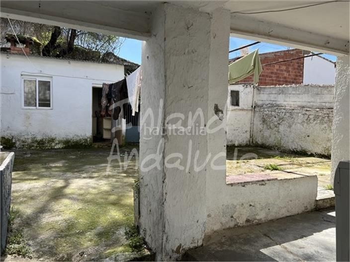 Foto a28438e1-997d-4f5f-8d51-0425b1451aeb. Maison jumelée dans Alcalá la Real