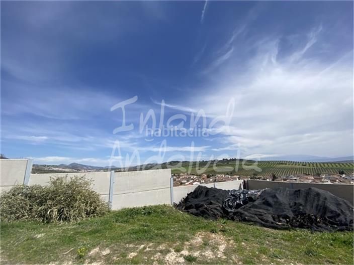 Foto 2aa927a7-d2aa-42a8-ad32-3e30a8467f5f. Terreno residencial en Íllora